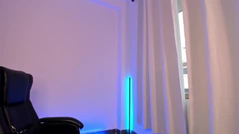 Snapshot of nathan_blake_ chatting on October 13, 6:32 pm Nathan online show from October 13, 6:32 pm