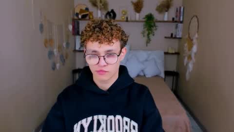 Nathan online show from November 18, 10:29 am