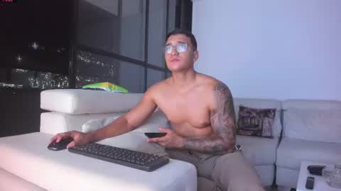 nathan_gross online show from July 15, 3:45 am