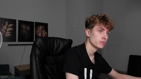 NATHAN RUSU online show from October 19, 7:18 pm