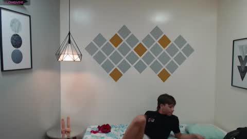 nathanclay online show from November 25, 4:33 am