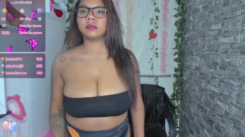 Naty online show from December 5, 6:26 am