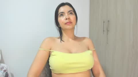 Snapshot of nathyy_garcia chatting on October 2, 4:33 am Nathyy online show from October 2, 4:33 am