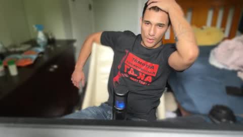 native_boy2 online show from February 28, 1:31 am