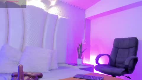 Natalia online show from May 10, 3:35 am
