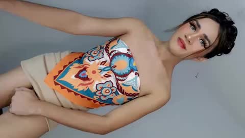 Nathalie smith online show from May 30, 6:45 am