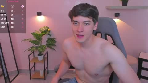 Nathaniel online show from April 19, 10:23 pm