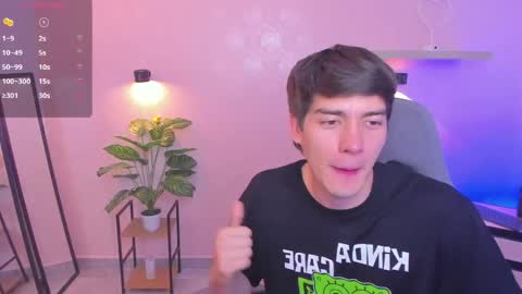 Nathaniel online show from April 5, 9:23 pm