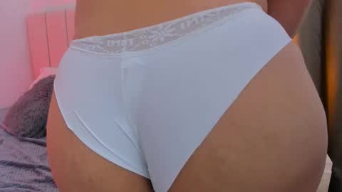 Nathalie online show from March 9, 8:46 pm