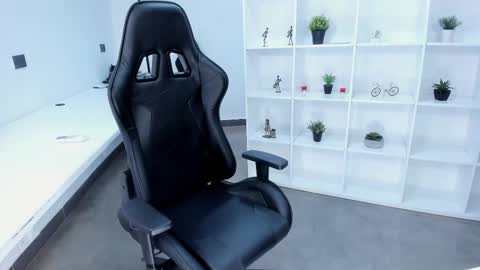 Jazmin Bigboobs online show from September 16, 7:39 pm