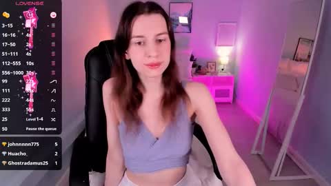 Melisa  FOLLOW ME  online show from March 1, 3:16 pm