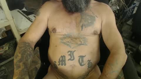 NatureNaked online show from December 1, 9:50 pm