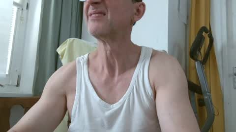 naturista25 online show from June 13, 10:47 am