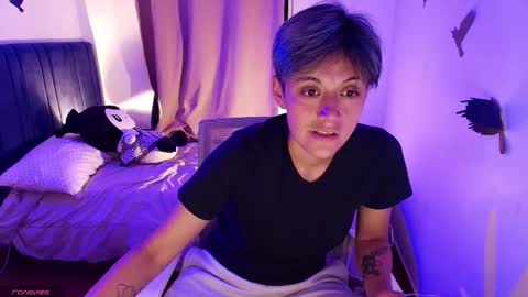 Fernanda online show from November 17, 1:30 am