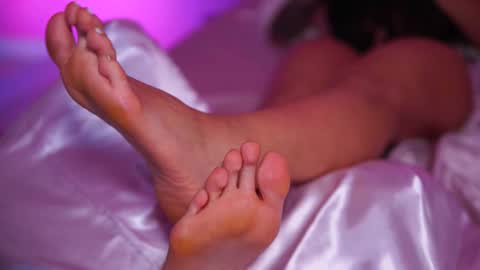 Snapshot of natydesiree chatting on March 8, 8:22 am Naty online show from March 8, 8:22 am