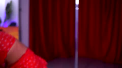 Naty online show from December 13, 7:53 pm