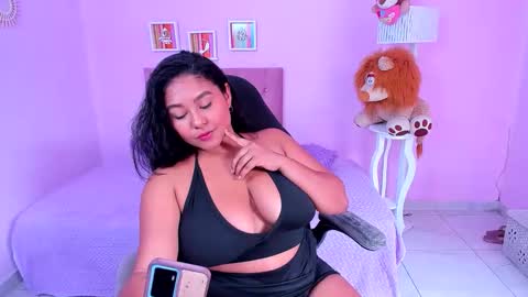 Zoe online show from March 24, 7:09 pm