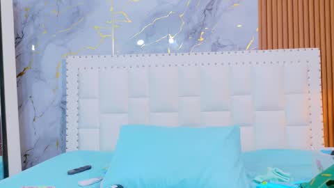 SASHA  online show from September 21, 7:29 pm