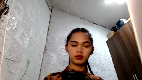 emma online show from October 12, 7:38 pm