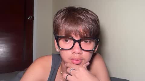 naughty kean online show from June 4, 7:20 pm