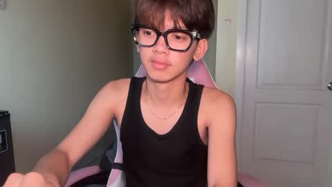 naughty kean online show from June 6, 9:42 pm