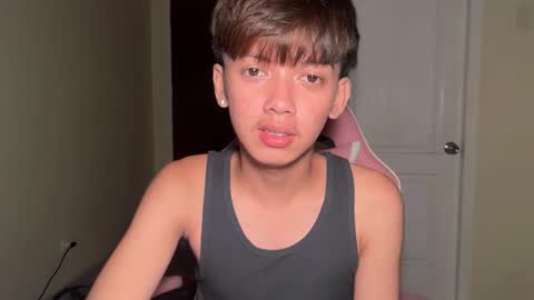 naughty kean online show from May 24, 1:28 pm