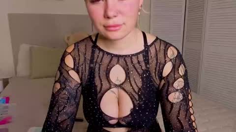 Maria  online show from December 3, 11:16 pm