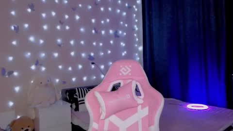 Mable online show from February 20, 6:26 am