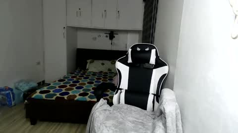 Maria online show from November 28, 1:18 pm