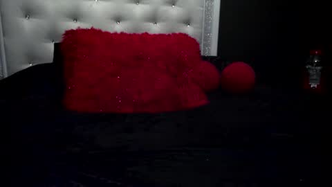 naughty_nurse132 online show from February 22, 12:16 am