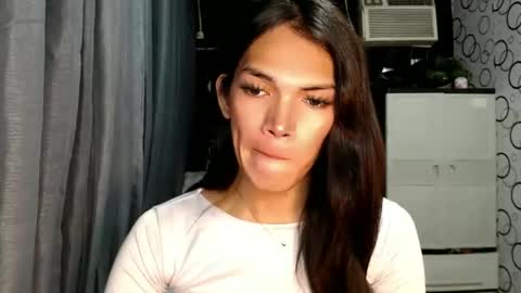 Ariela online show from June 4, 6:14 pm