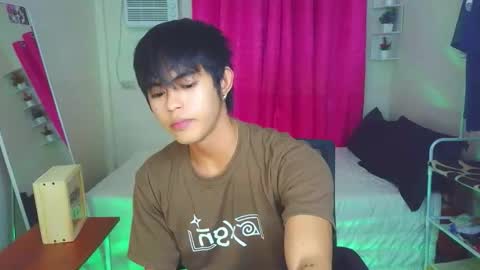 Loue online show from November 10, 4:21 pm