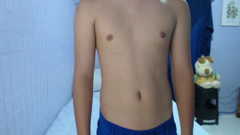 naughtyboytoni online show from October 8, 12:29 am