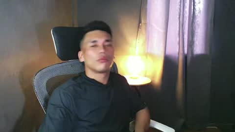 naughtyfuck_boy online show from July 3, 3:33 am
