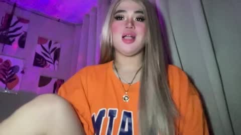 Snapshot of naughtyrosecum chatting on February 5, 7:07 am Rose Wilson online show from February 5, 7:07 am