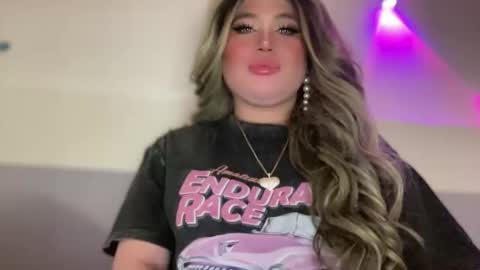 Snapshot of naughtyrosecum chatting on October 3, 7:11 pm Rose Wilson online show from October 3, 7:11 pm