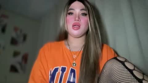 Snapshot of naughtyrosecum chatting on February 17, 1:55 pm Rose Wilson online show from February 17, 1:55 pm