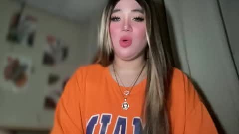 Snapshot of naughtyrosecum chatting on February 14, 6:23 am Rose Wilson online show from February 14, 6:23 am