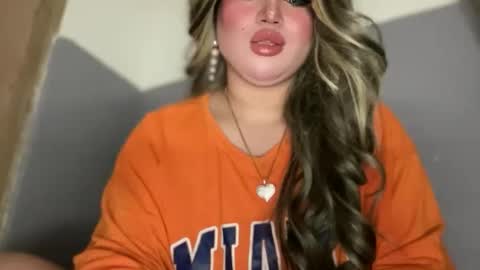 Snapshot of naughtyrosecum chatting on October 11, 1:49 pm Rose Wilson online show from October 11, 1:49 pm