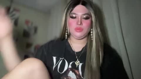 Snapshot of naughtyrosecum chatting on March 11, 5:35 am Rose Wilson online show from March 11, 5:35 am