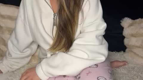 naughtysecretsde online show from April 4, 8:16 pm