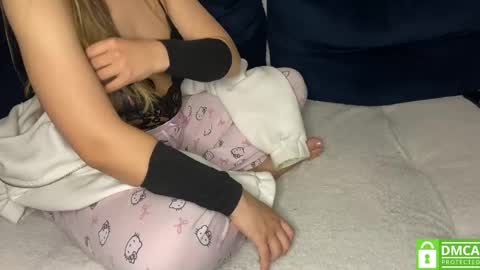 naughtysecretsde online show from April 15, 7:58 pm