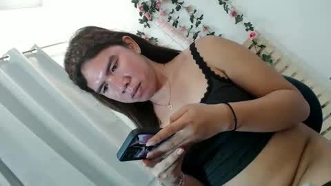 naughtywildvenice online show from March 19, 7:03 am