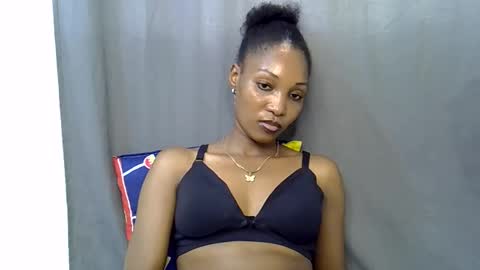 naughtyy4u online show from April 4, 2:24 pm