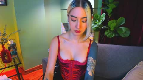 Mila aka Dominika - Nov 20 Birthday show  Onlyfans Naugthymila online show from April 21, 2:51 am