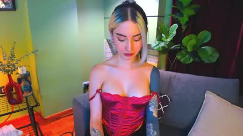 Mila aka Dominika - Nov 20 Birthday show  Onlyfans Naugthymila online show from April 21, 2:04 am
