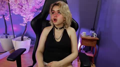 Navier  online show from November 5, 3:47 pm