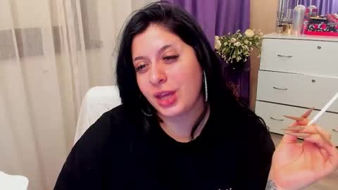 Eliza online show from February 7, 7:39 pm