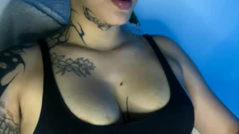 nazzz10 online show from January 16, 1:03 am