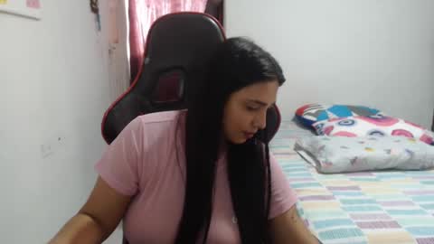 Snapshot of nebyula_star chatting on February 20, 9:09 pm Nebyula online show from February 20, 9:09 pm